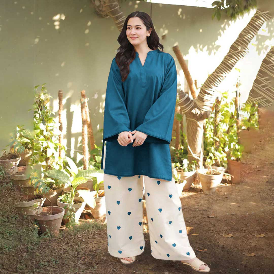 Heart Embroidered Khaddar 2-Piece Set