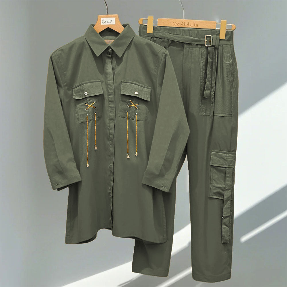 Two-Piece Set with Chain & Pocket